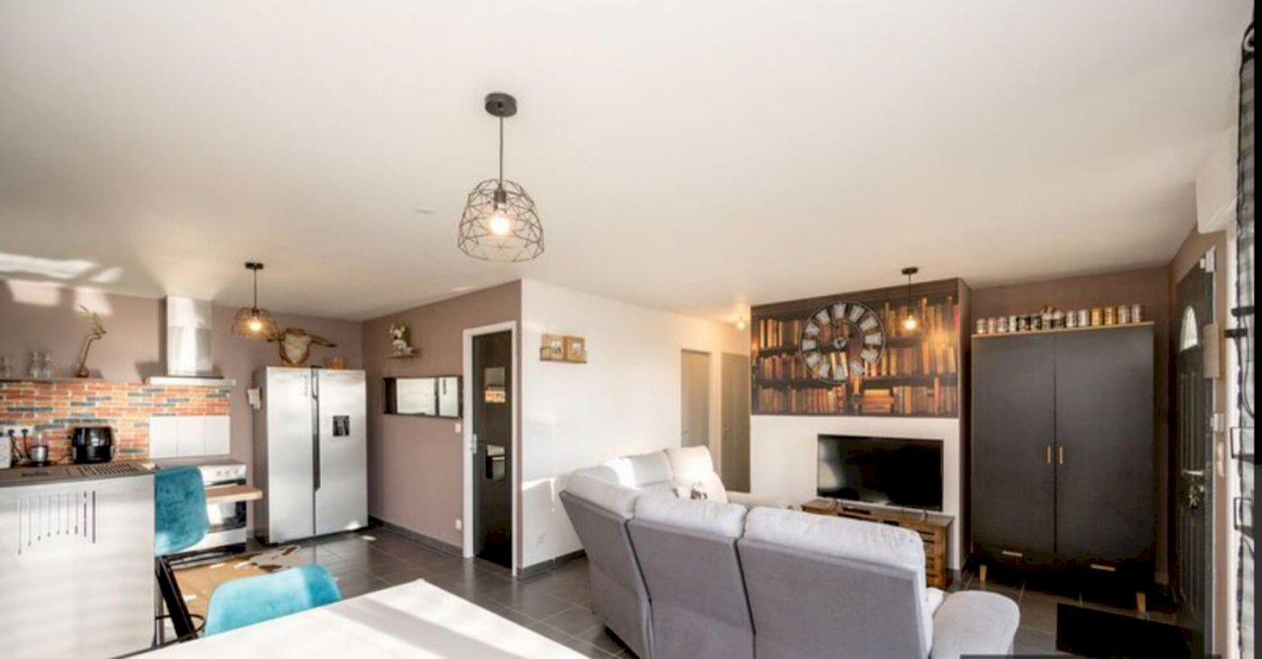 Maison récente de 107 m² - Photo 3 - Uzel