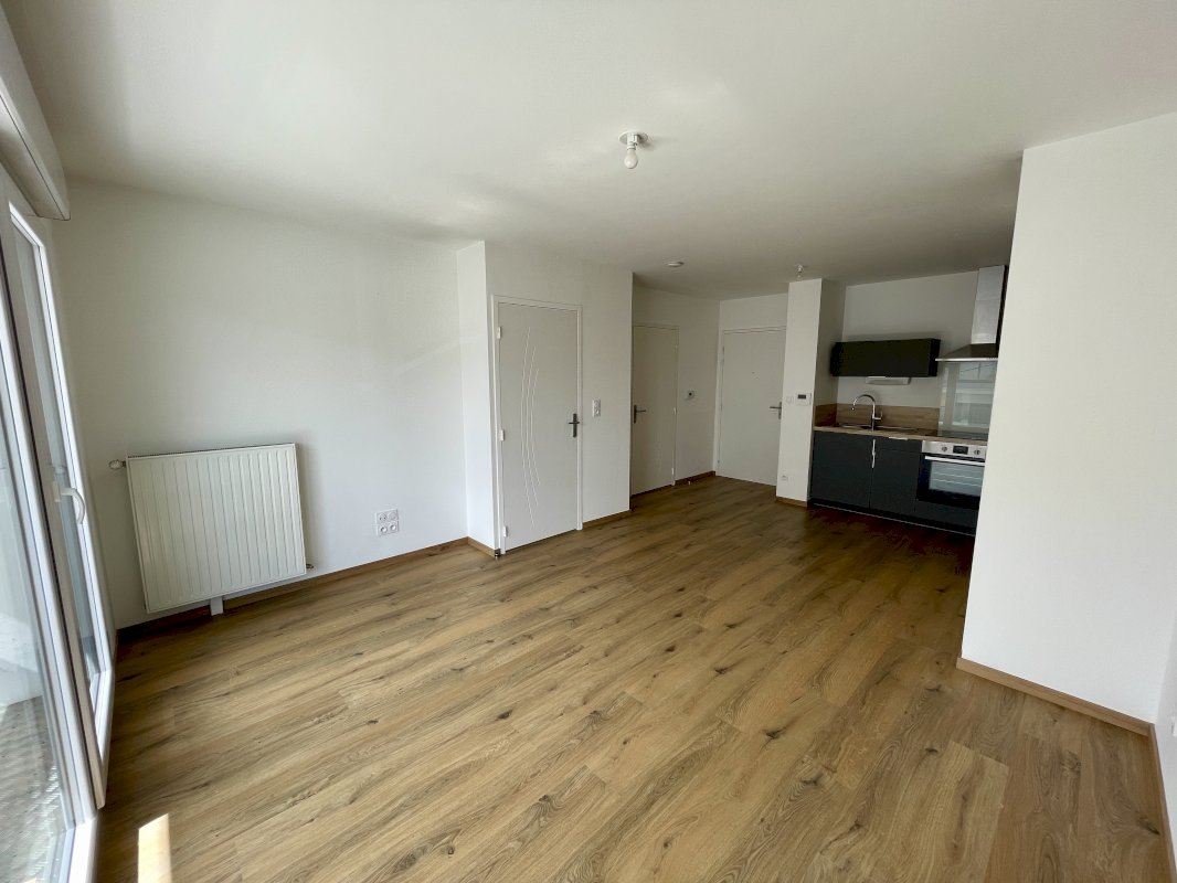 Appartement 2 pièces 41 m² avec jardin d’hiver (balcon) | RENNES Quartier Antrain / Volney – Métro B Gros-Chêne - Photo 3 - Rennes