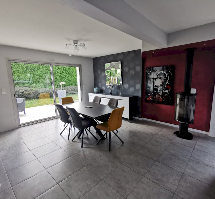 Maison de 120 m² - Photo 5 - Bourg-Blanc