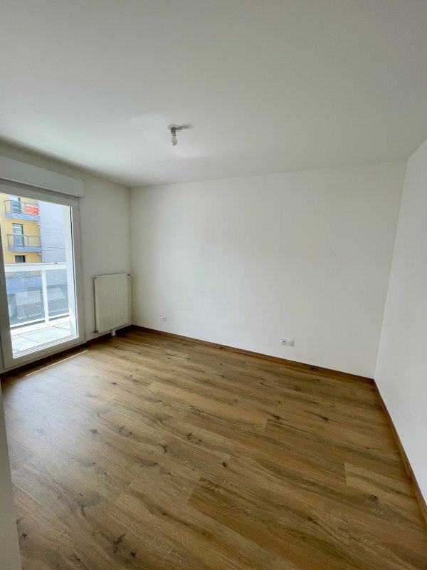 Appartement 2 pièces 41 m² avec jardin d’hiver (balcon) | RENNES Quartier Antrain / Volney – Métro B Gros-Chêne - Photo 5 - Rennes