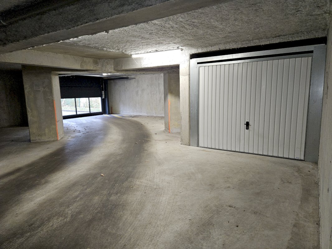 Appartement T3 grande terrasse et deux garages - Photo 6 - Pontivy