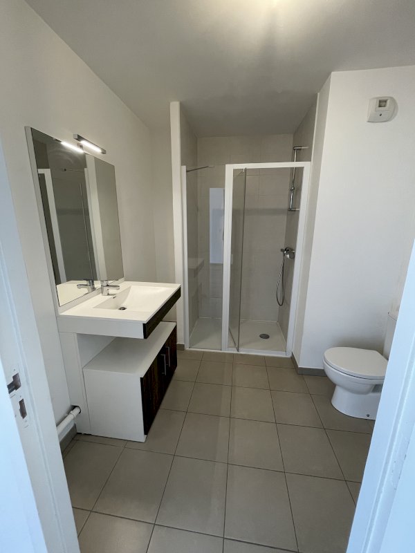 Appartement 2 pièces 41 m² avec jardin d’hiver (balcon) | RENNES Quartier Antrain / Volney – Métro B Gros-Chêne - Photo 6 - Rennes