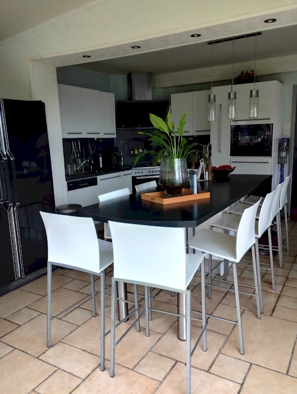 Maison de 141 m² - Photo 8 - Lécousse