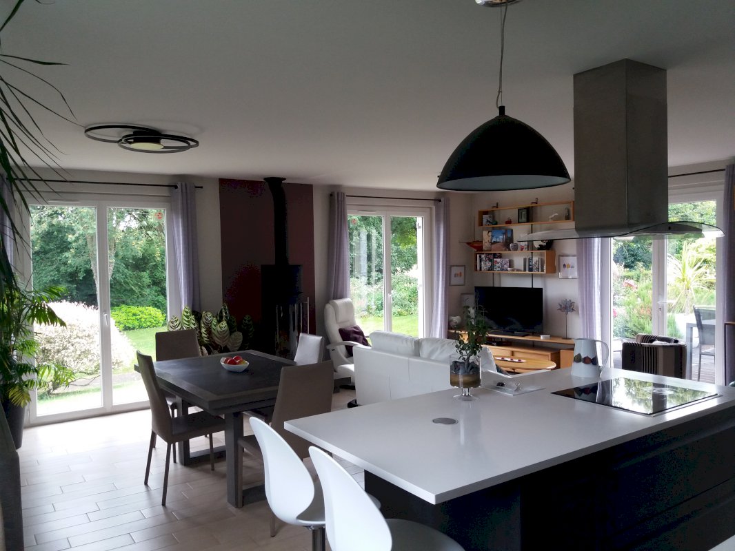 Maison de 120 m² - Photo 8 - Plœuc-L'Hermitage