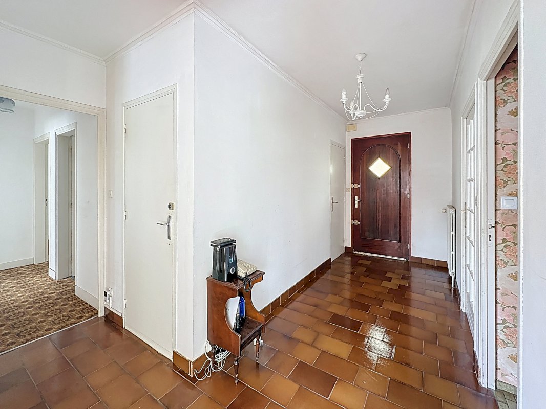 Belle maison néo bretonne de 106 m² avec grand potentiel - Photo 9 - Gourin