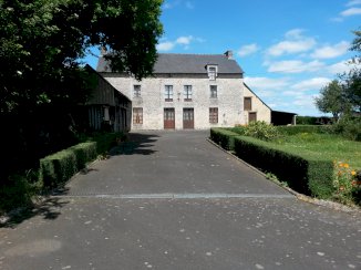 Longère en pierres - Broons (22250)