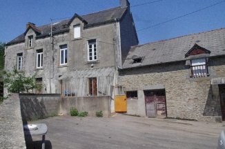 A vendre Propriété rurale avec dépendances à rénover - Plémet (22210)
